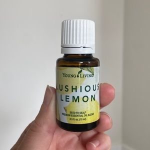 UNOPENED - Young Living Lushious Lemon - 15ml